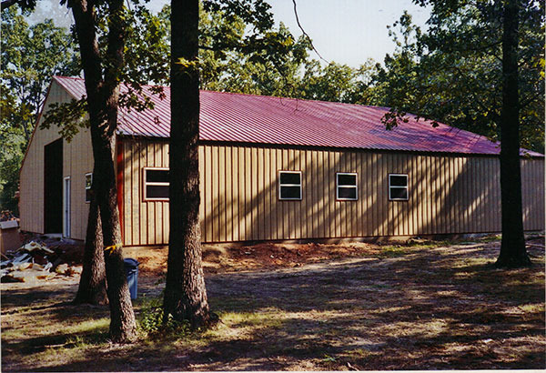 Framed shop with pole shed